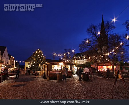 
                Weihnachtsmarkt, Radebeul                   