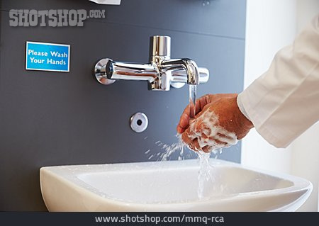 
                Hygiene, Infektionsgefahr, Hände Waschen                   