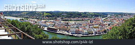 
                Bavaria, Danube River, Passau                   