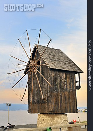 
                Windmühle, Nessebar, Burgas                   
