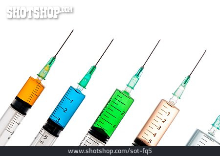 
                Spritzen, Impfen, Injektionsspritze                   