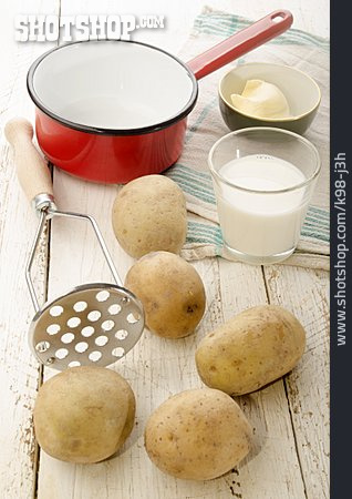 
                Kartoffelbrei, Kochzutaten, Stampfer                   