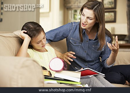 
                Mutter, Genervt, Tochter, Hausaufgaben                   