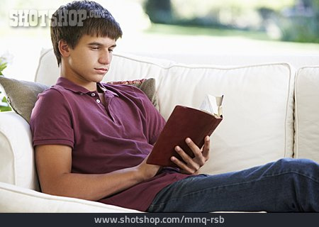 
                Teenager, Buch, Lektüre                   