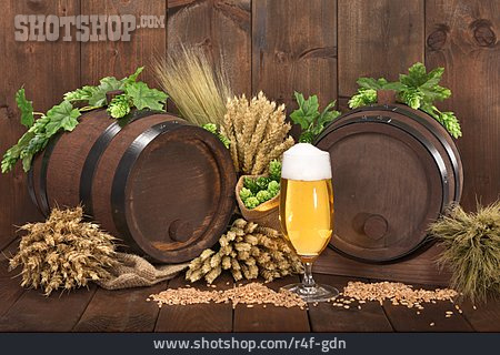 
                Brauerei, Bierfass, Eichenfass                   