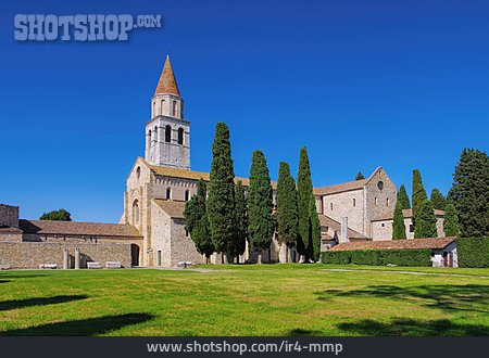 
                Kirche, Basilika, Aquileia                   