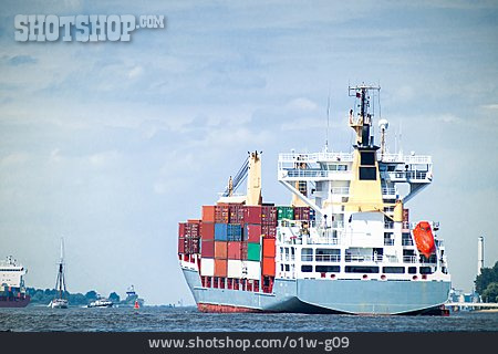 
                Hamburg, Frachtschiff, Containerschiff                   