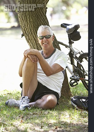 
                Relaxation & Recreation, Cyclists, Rest                   