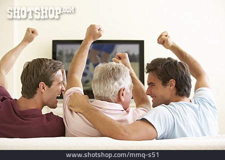 
                Vater, Fußball, Fernsehen, Sohn, Männerabend                   