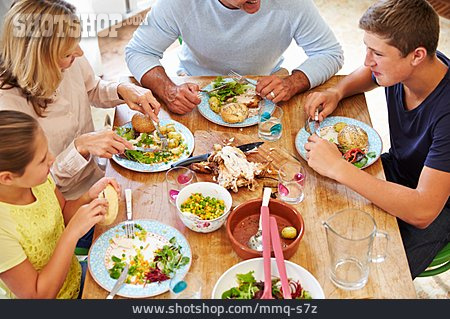 
                Häusliches Leben, Mahlzeit, Familie                   