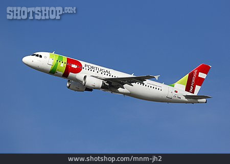 
                Fluggesellschaft, Airbus A320, Tap Portugal                   