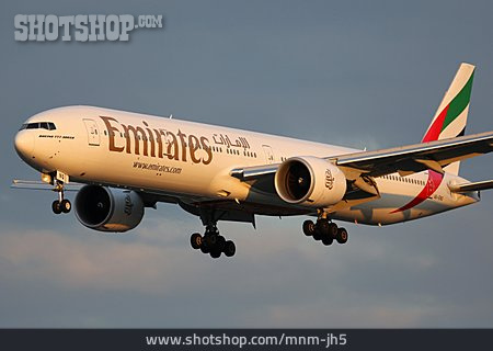 
                Flugzeug, Vereinigte Arabische Emirate, Emirates                   