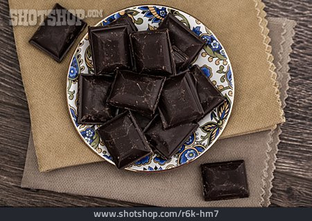 
                Schokoladenstücke, Backzutat                   