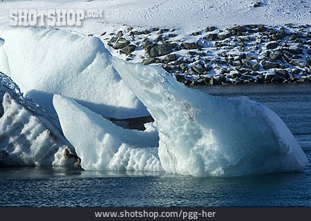 
                Island, Eisscholle, Gletscherlagune                   