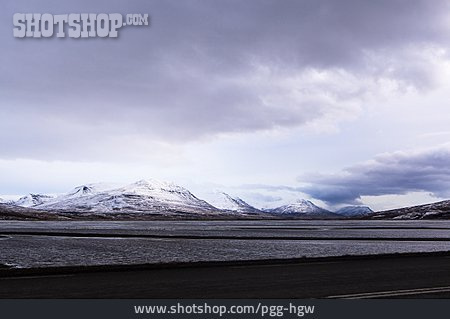 
                Island, Akureyri                   
