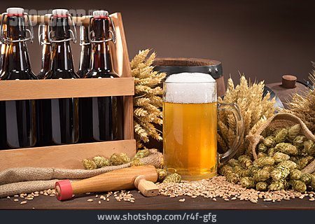 
                Bier, Bierflaschen, Bügelverschluss                   