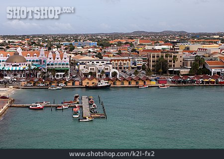 
                Hafen, Aruba                   
