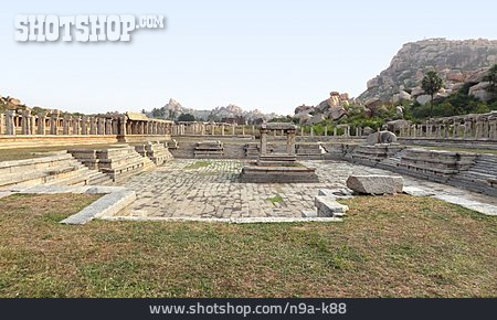 
                Ruine, Achyutaraya Tempel                   