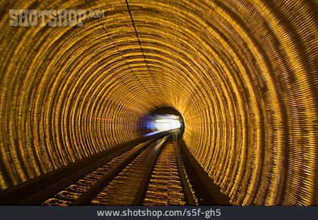 
                Tunnel, Abstrakt, Eisenbahntunnel                   