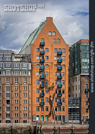 
                Hamburg, Speicherstadt, Backsteinhaus                   
