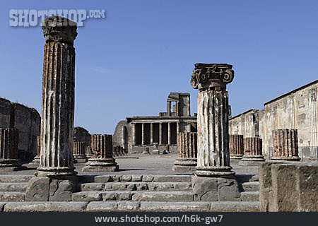 
                Forum, Pompeji                   