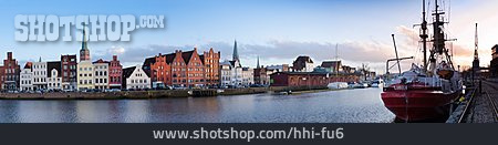 
                Kanal, Hansestadt, Lübeck                   
