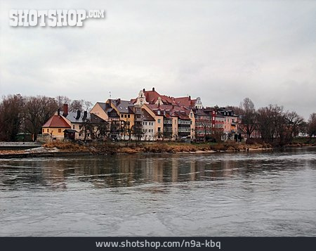 
                Donau, Regensburg                   