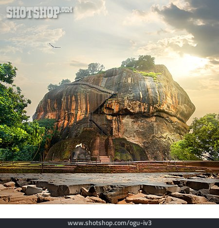 
                Wahrzeichen, Festungsanlage, Sigiriya, Löwenfelsen, Festungsruine                   