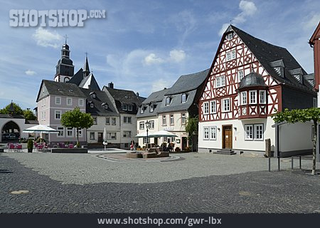 
                Marktplatz, Kirchberg                   