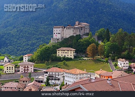 
                Trentino, Schloss Stenico                   