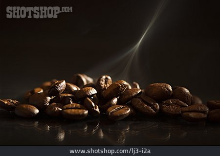 
                Aromatisch, Kaffeebohne                   
