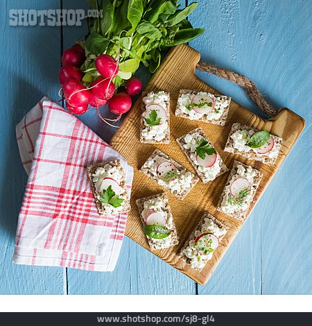 
                Fingerfood, Vegetarisch, Knäckebrot, Hüttenkäse                   