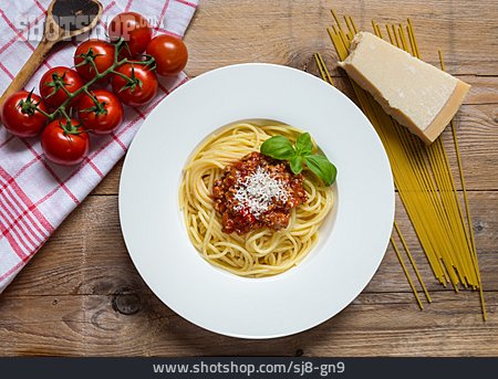 
                Spaghetti, Spaghetti Bolognese, Bolognese                   