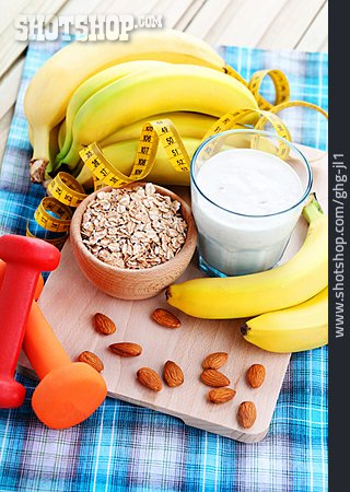 
                Gesunde Ernährung, Diät, Bananen-smoothie                   