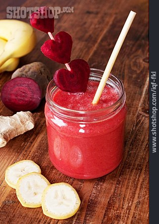 
                Rote Beete, Smoothie, Fruchtcocktail                   