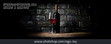 
                Alcohol, Wine Glass, Red Wine                   