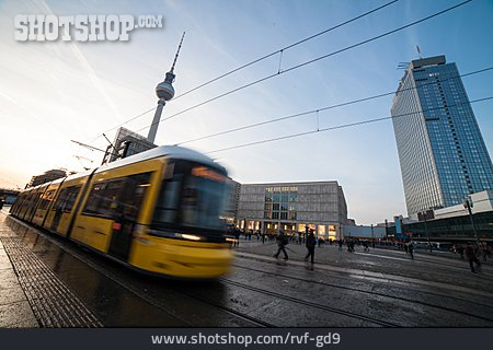 
                Berlin, Alexanderplatz                   
