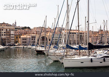 
                Marseille, Vieux Port                   