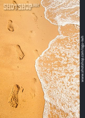 
                Fußspuren, Sandstrand                   