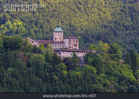 
                Burg, Castel Ivano, Valsugana                   
