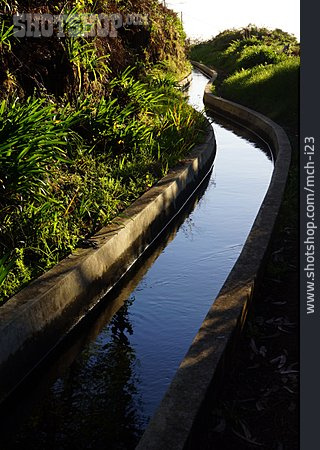 
                Bewässerung, Bewässerungssystem, Levada                   