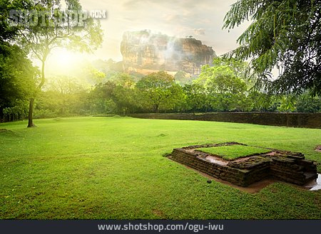 
                Dschungel, Festungsanlage, Sigiriya, Felsenfestung                   