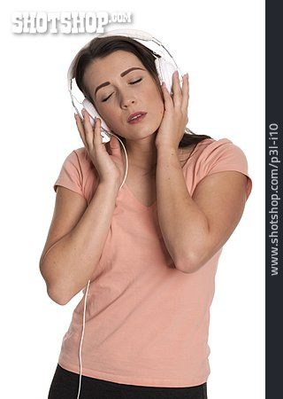 
                Junge Frau, Kopfhörer, Musik Hören                   