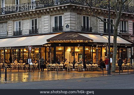 
                Straßencafé, Paris, Brasserie Les Deux Palais                   