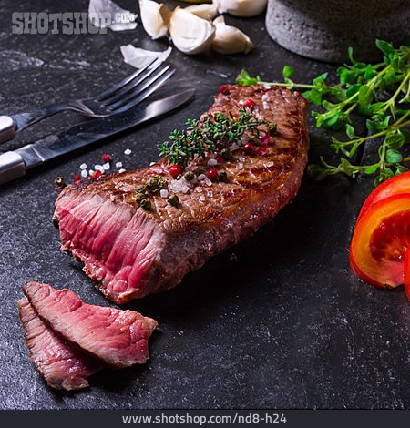
                Steak, Medium, Rindfleisch, Rinderlende                   