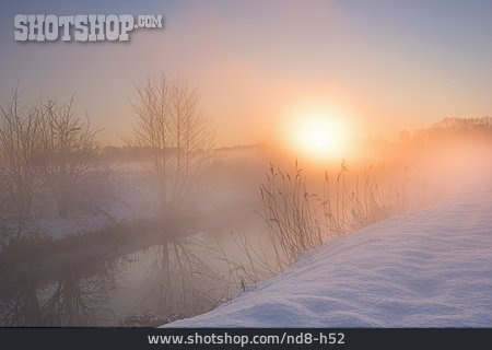 
                Winterlandschaft, Nebel, Verwunschen                   