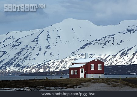 
                Island, Akureyri                   