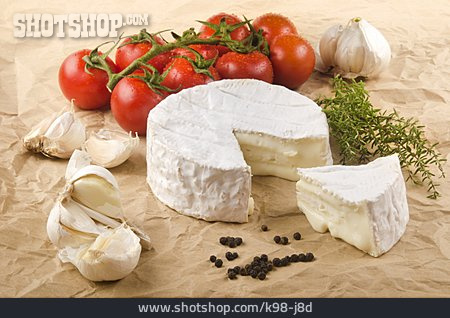 
                Camembert, Weichkäse, Brie                   