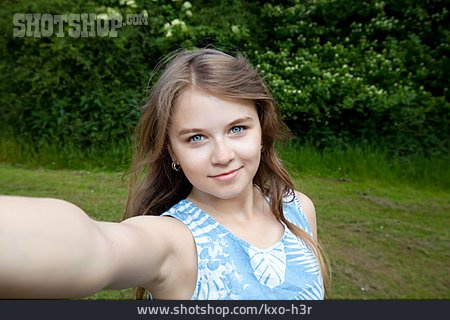 
                Mädchen, Selfie                   