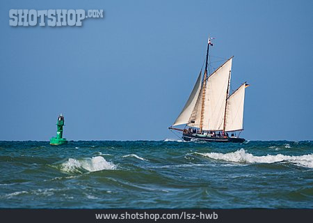 
                Segelschiff, Ostseeküste                   